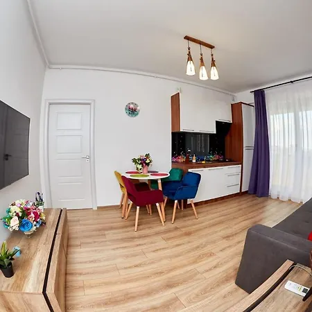 Rabi -sea La Vie 2- Apartment Navodari